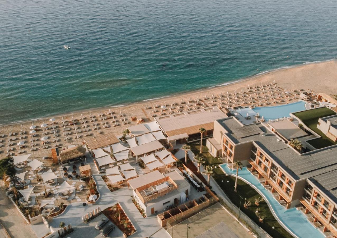 Unique Blue! Resort And Villas Adults Only 칼터로스 외부 사진