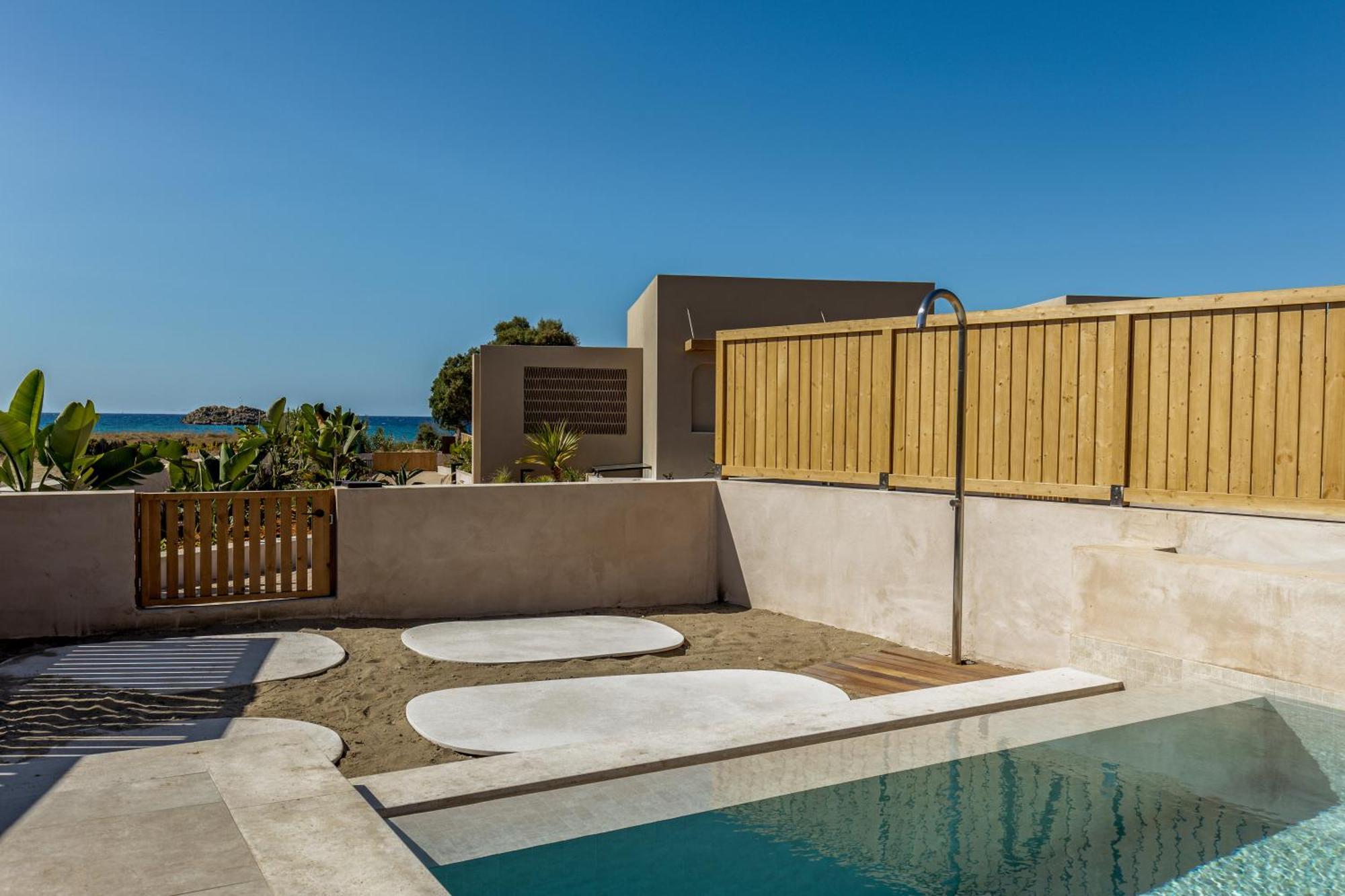 Unique Blue! Resort And Villas Adults Only 칼터로스 외부 사진